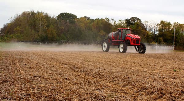 Equipment Technologies Unveils Redesigned Cab in 2014 Apache Sprayers