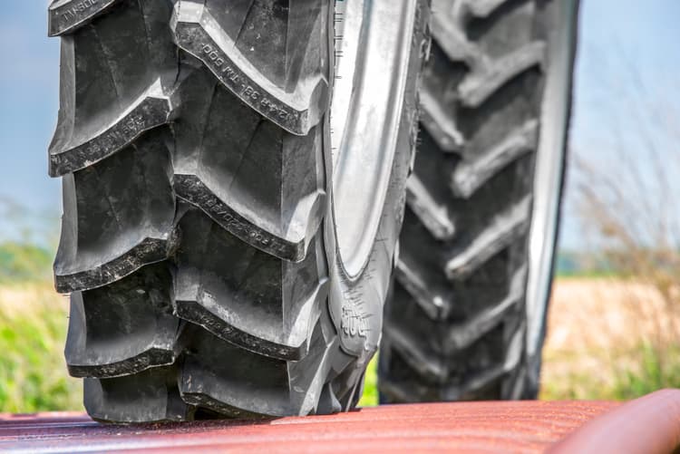 Dawson Tire and Wheel to Supply Radial Tires for Zimmatic® by Lindsay’s Center Pivot Irrigation Systems