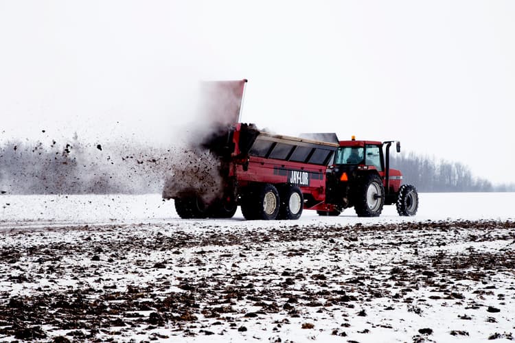 Jaylor’s New Manure Spreaders Come in 4 Sizes