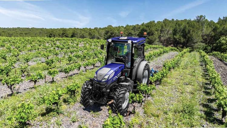 New Holland T4.120F Earns Specialized Title at 2026 TOTY Awards