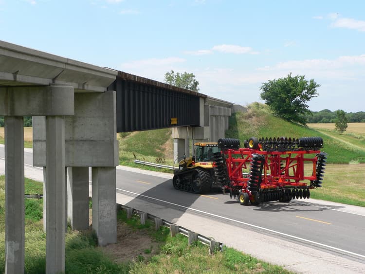 Sunflower Unveils New Larger Split-Wing Disc Harrows